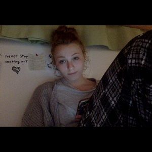 Meet your Posher, Claire